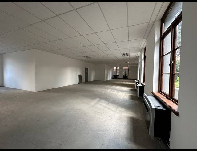 188M² OFFICE TO LET IN SANDTON CENTRAL